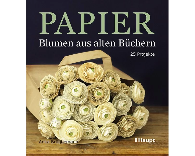 Papier-Blumen aus alten Büchern
