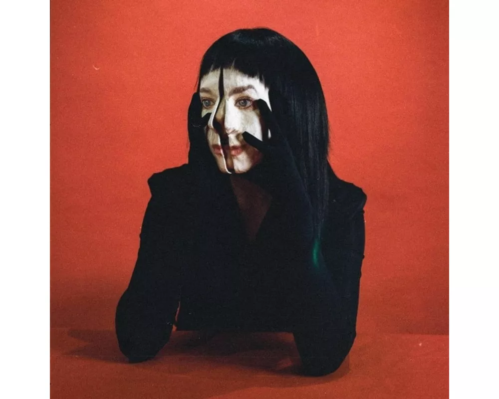 Girl With No Face