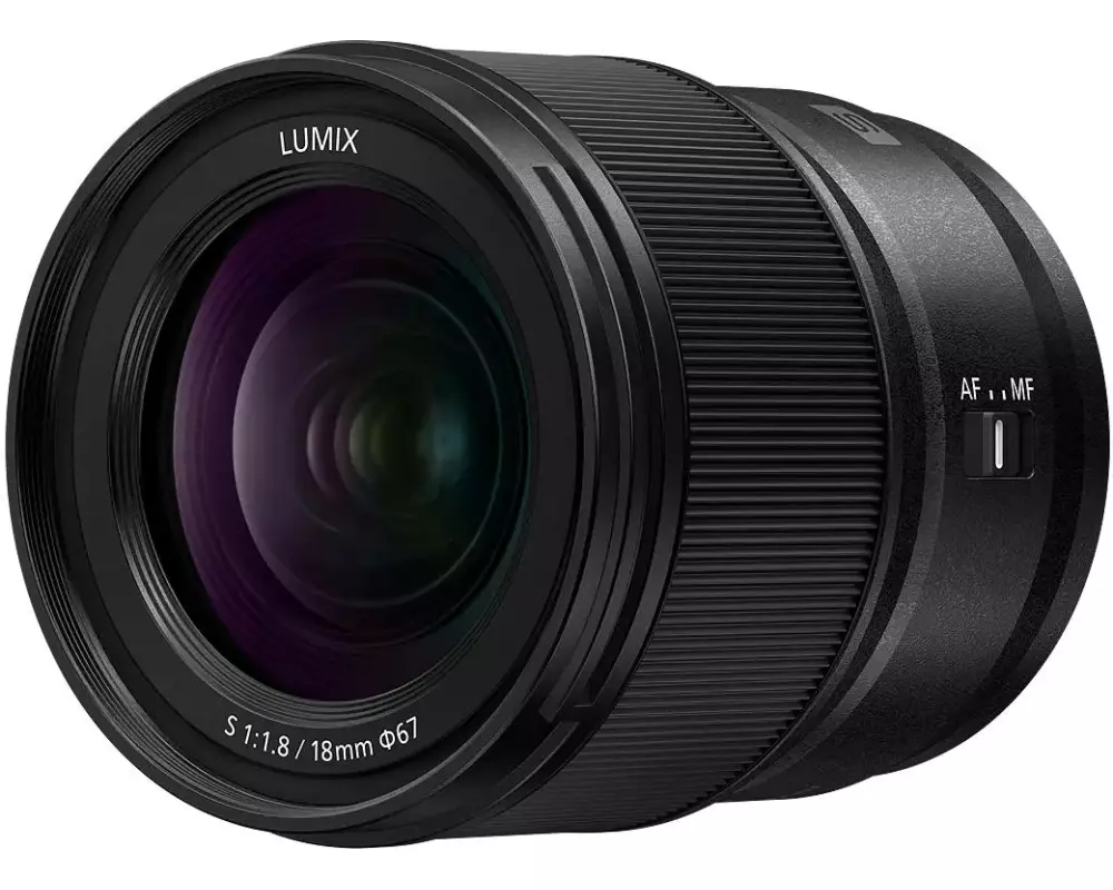 Panasonic Festbrennweite LUMIX S 18mm F/1.8 – L-Mount