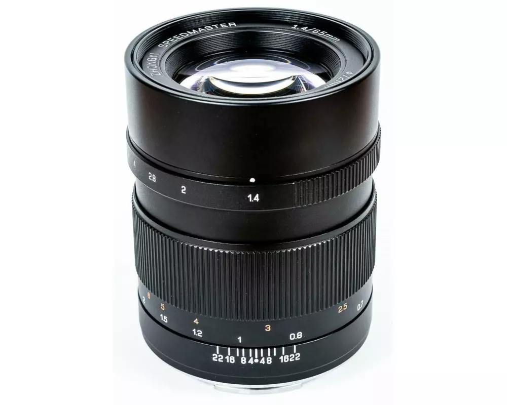 Zhongyi Mitakon Festbrennweite Speedmaster 65mm F/1.4 – Fujifilm G-Mount