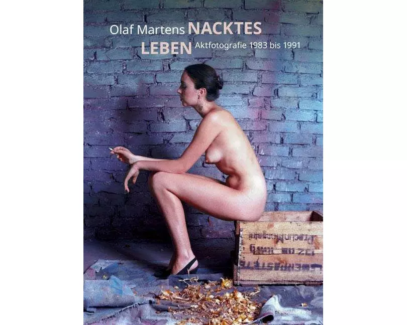 Nacktes Leben