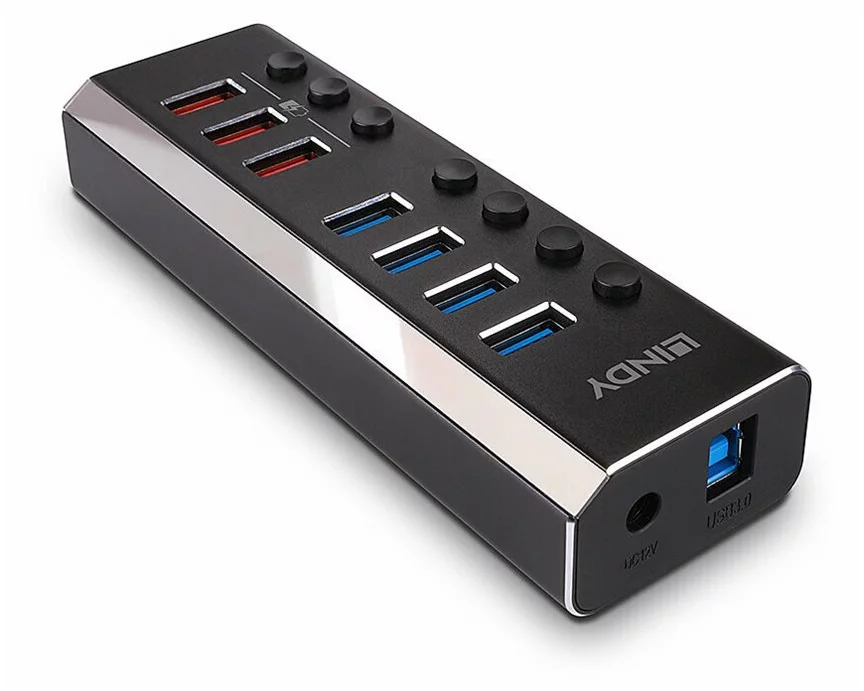 LINDY 4 Port USB 3.0 Hub, with 3 Quick Charge 3.0 Ports