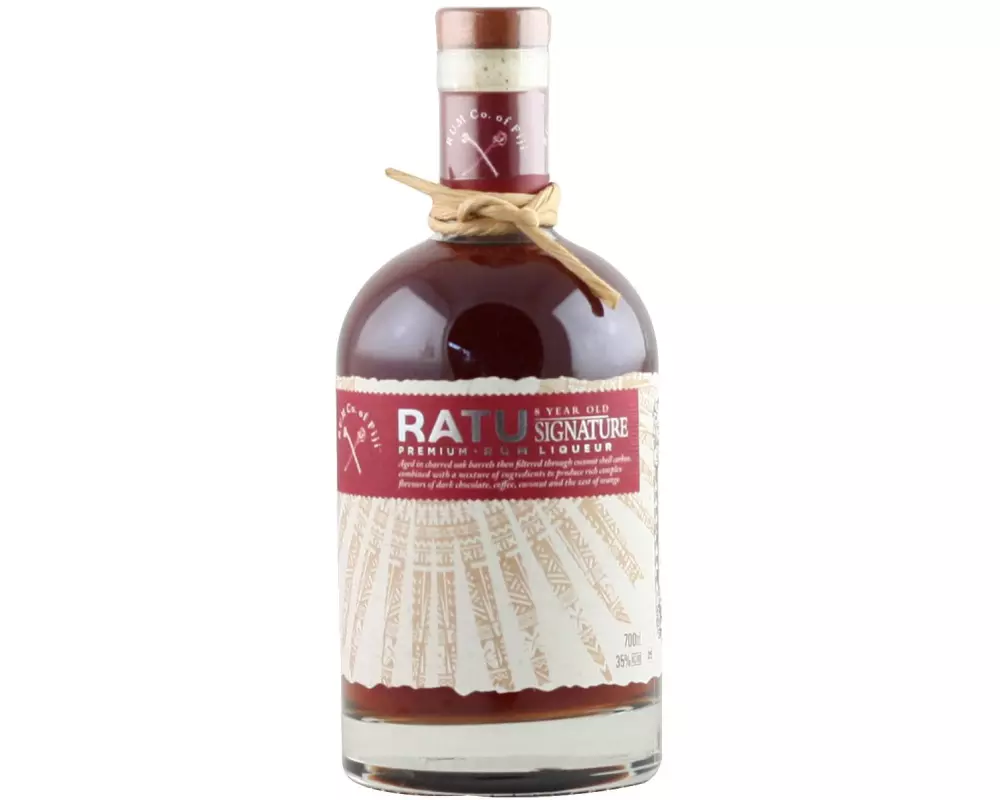 Ratu 8 Jahre Signature Rum Liqueur 0.7 l