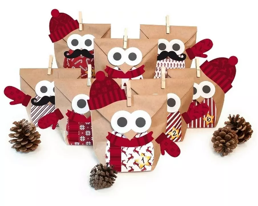 Pajoma Bastelset Christmas Owl Red, 24 Tüten