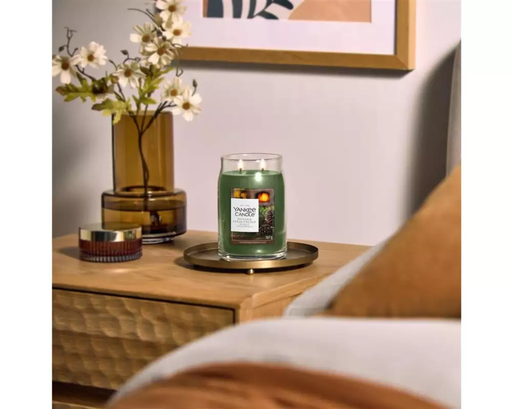 Yankee Candle Signature Duftkerze Balsam & Cedar Signature Medium Jar