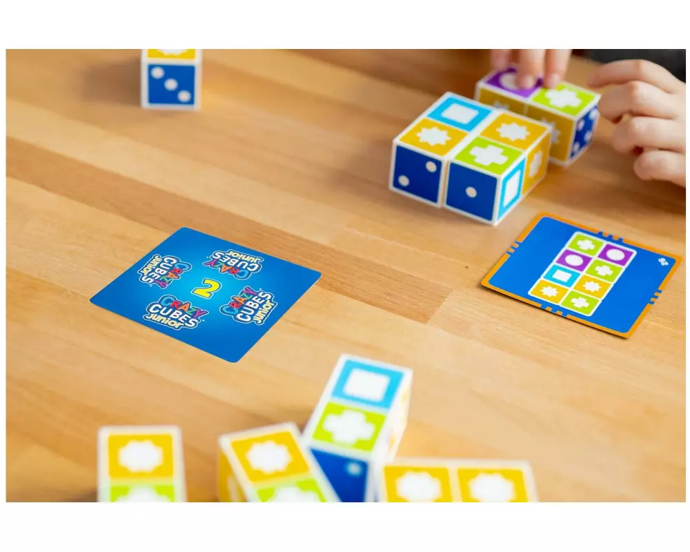 FoxMind Kinderspiel Crazy Cubes Junior DE/FR/IT