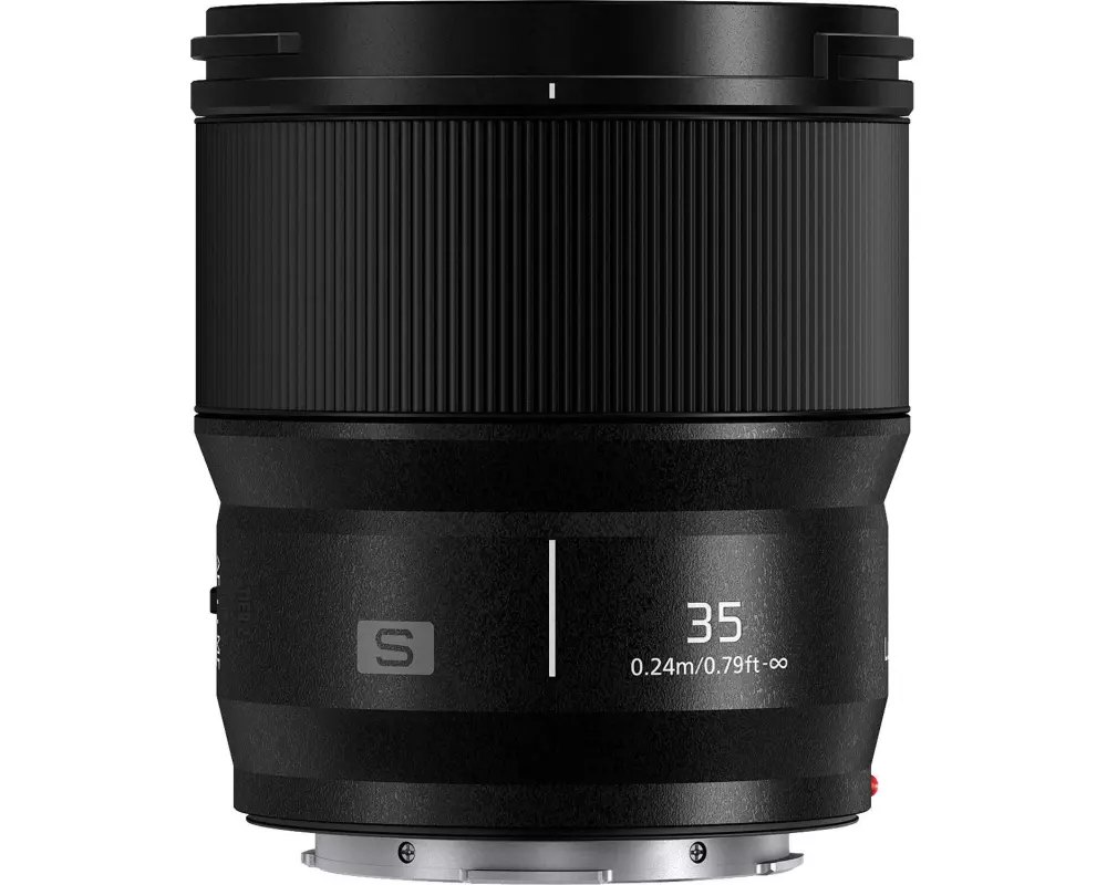 Panasonic Festbrennweite Lumix S 35mm F/1.8 – L-Mount