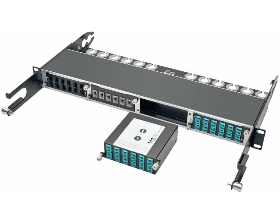 EATON TRIPPLITE 100Gb/120Gb to 10Gb, Breakout Cassette, 24-Fiber, OM4mTP/MPO, Male with Pins to x12 LC Duplex