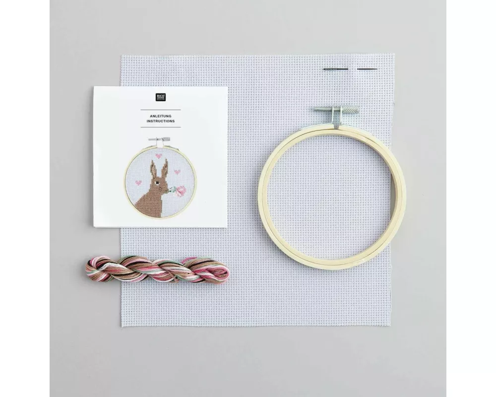 Stickpackung Gezählter Kreuzstich, Romantischer Hase, Ø10cm