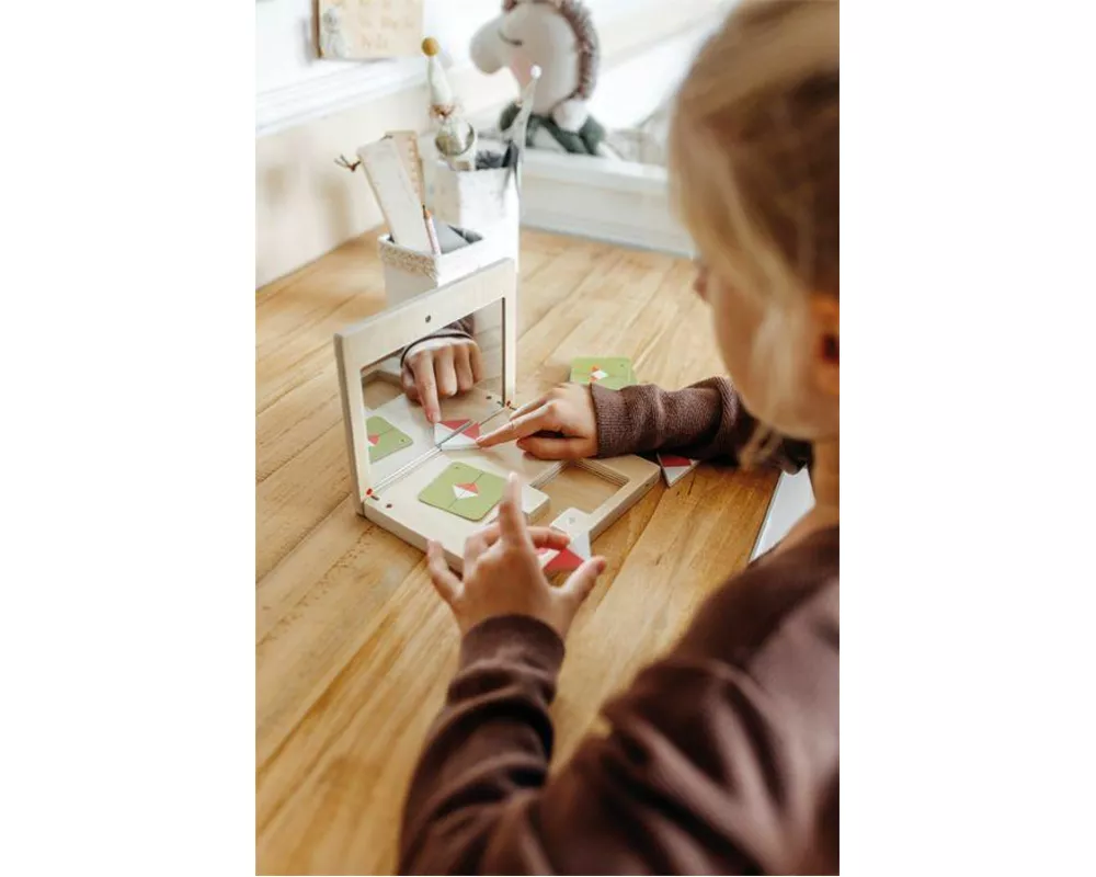 Symmetriespiel mit Spiegel "Educate"