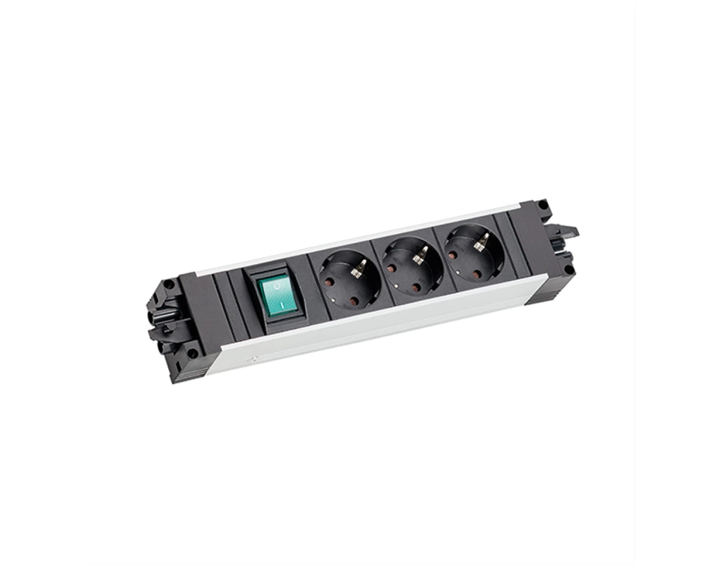BACHMANN STEP ALU 3xCEE7/3, 1x Schalter für Steckdosen und Ausgang