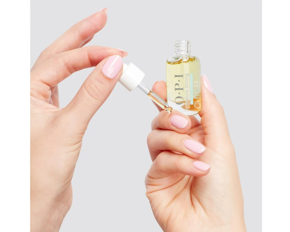 OPI Glow Up Nail & Cuticle Oil 8 ml