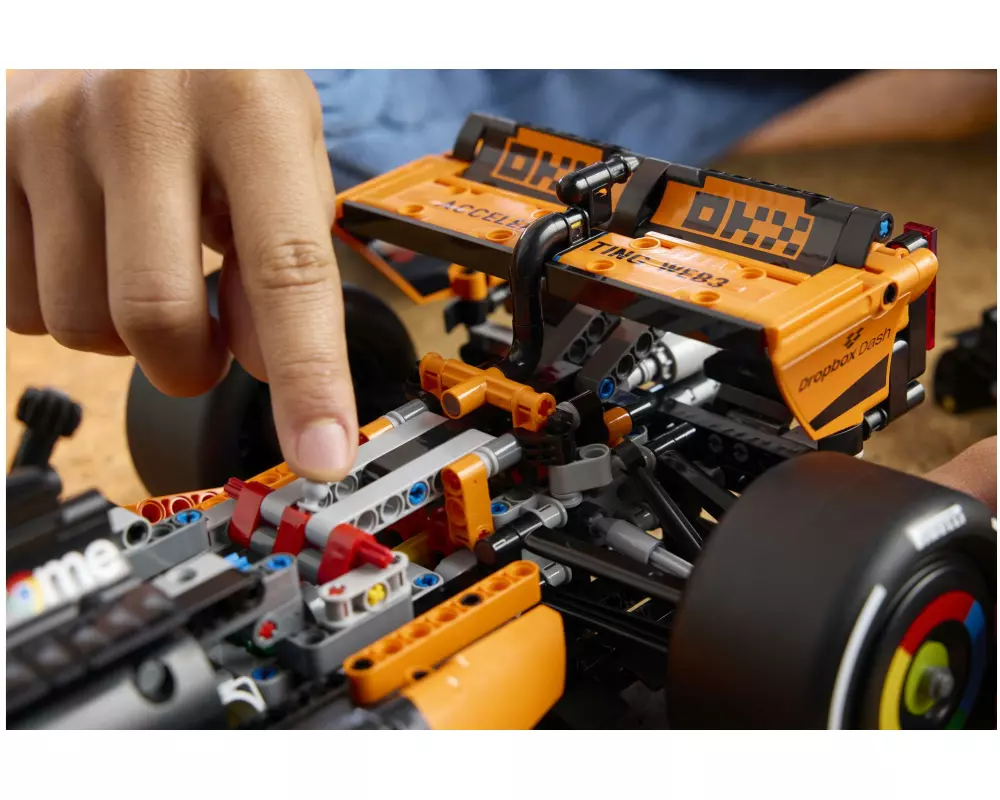 LEGO Technic McLaren MCL39 F1 Rennwagen 42228