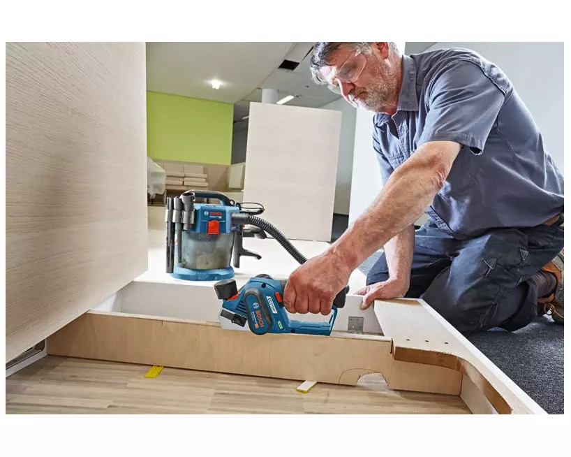Bosch Professional Akku-Hobel PRO GHO 12V-20 in L-BOXX 136 (ohne Akku)