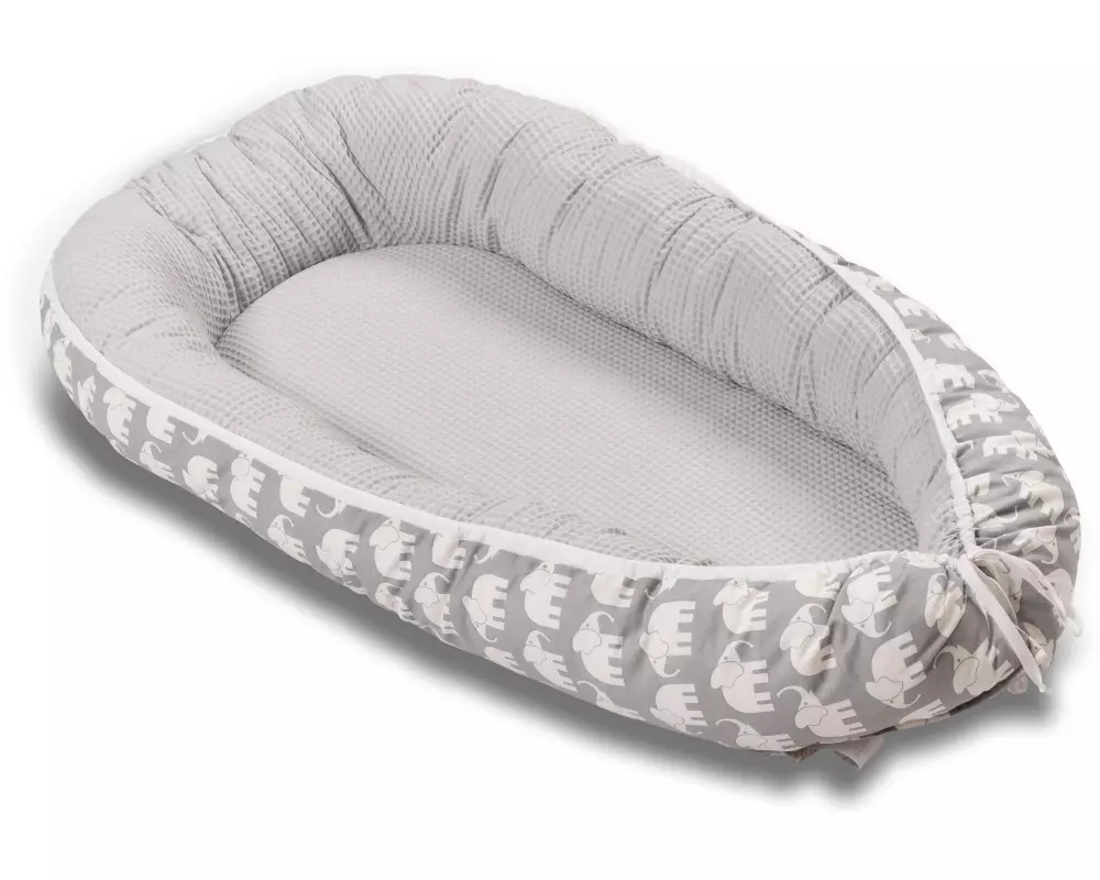 Ullenboom Babynest Graue Elefanten 55 x 95 cm