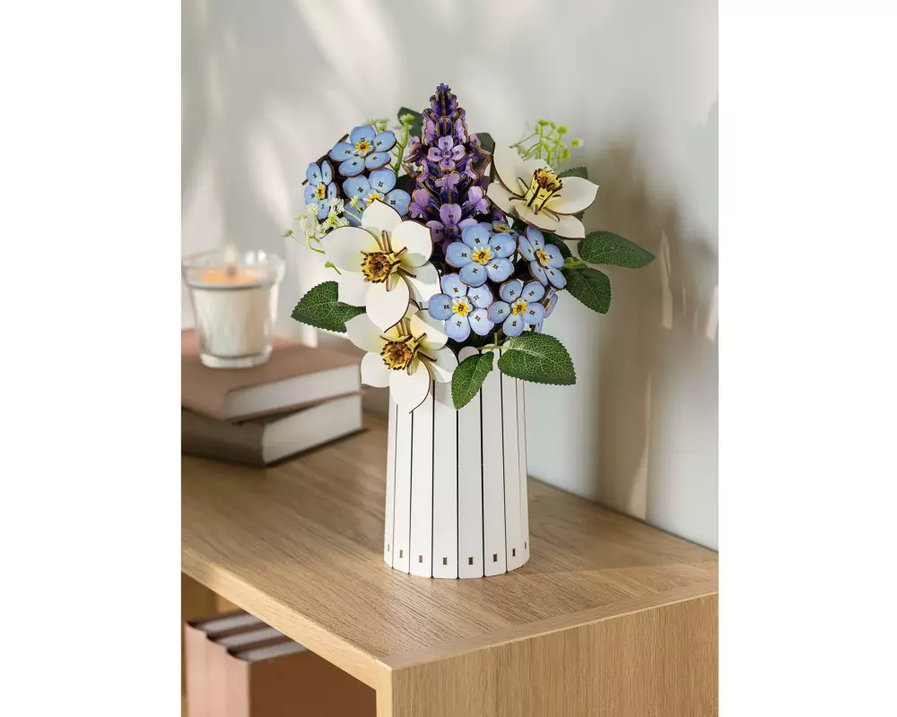 Revell Blossom Festival Holzblumenstrauss mit Vase und Duft