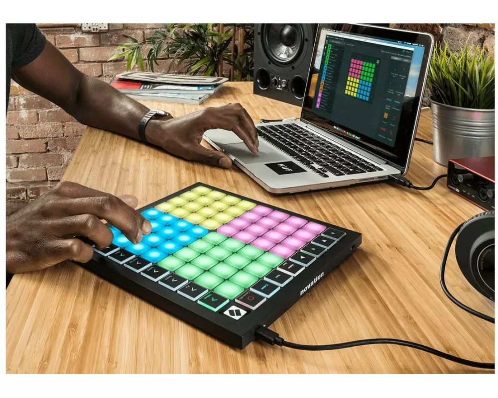 Novation Controller Launchpad X