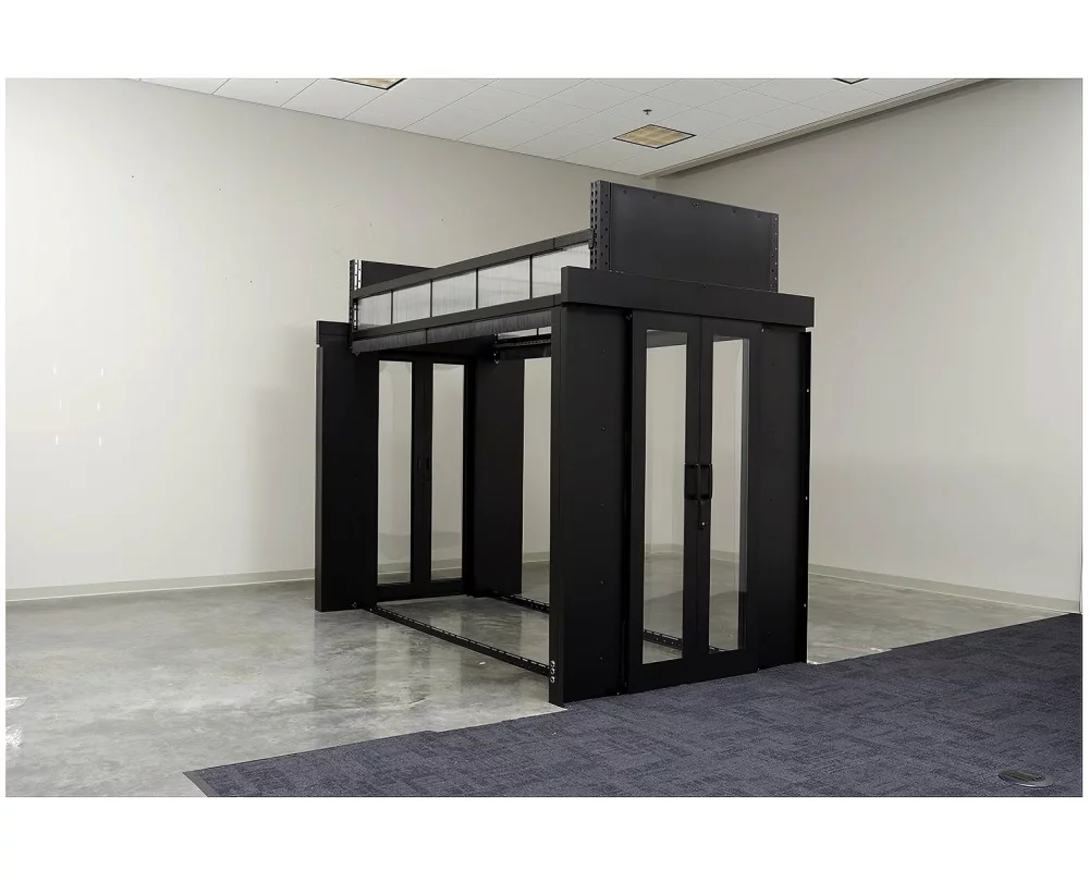 APC HyperPod Accessory, 42-52U, Rack Blanking Panel, 600mm