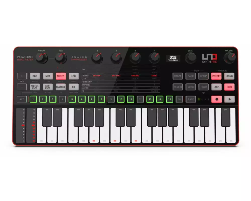 IK Multimedia Synthesizer UNO Synth Pro Desktop