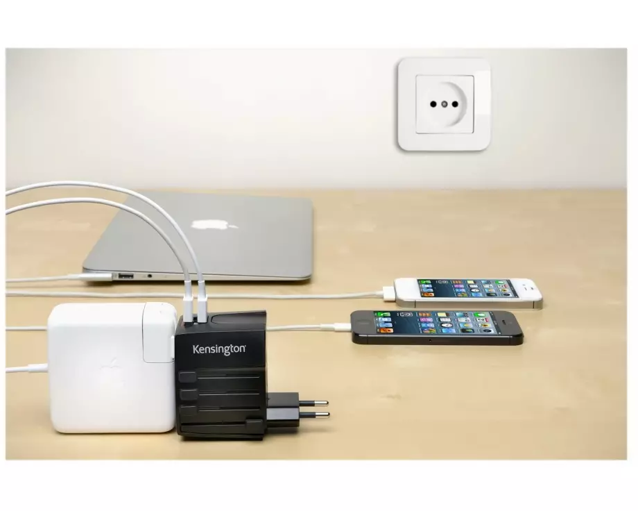 KENSINGTON Intnl Travel Adapter USB 2.4A