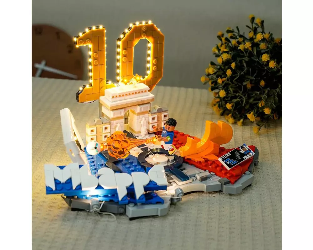 BrickBling BB LED Beleuchtungs-Set für LEGO 43013 Kylian Mbappé