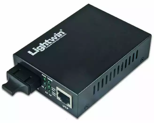 Lightwin Medienkonverter LWC 10/100 SM60 SC