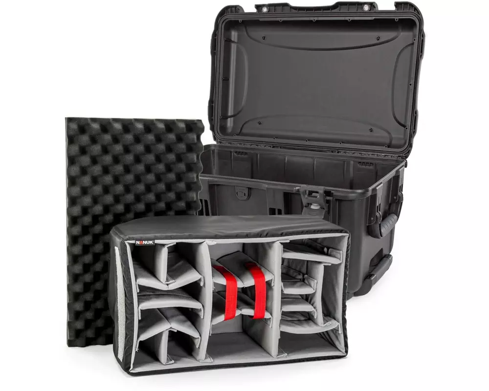 Nanuk Kunststoffkoffer 938 - mit Trennwand Schwarz