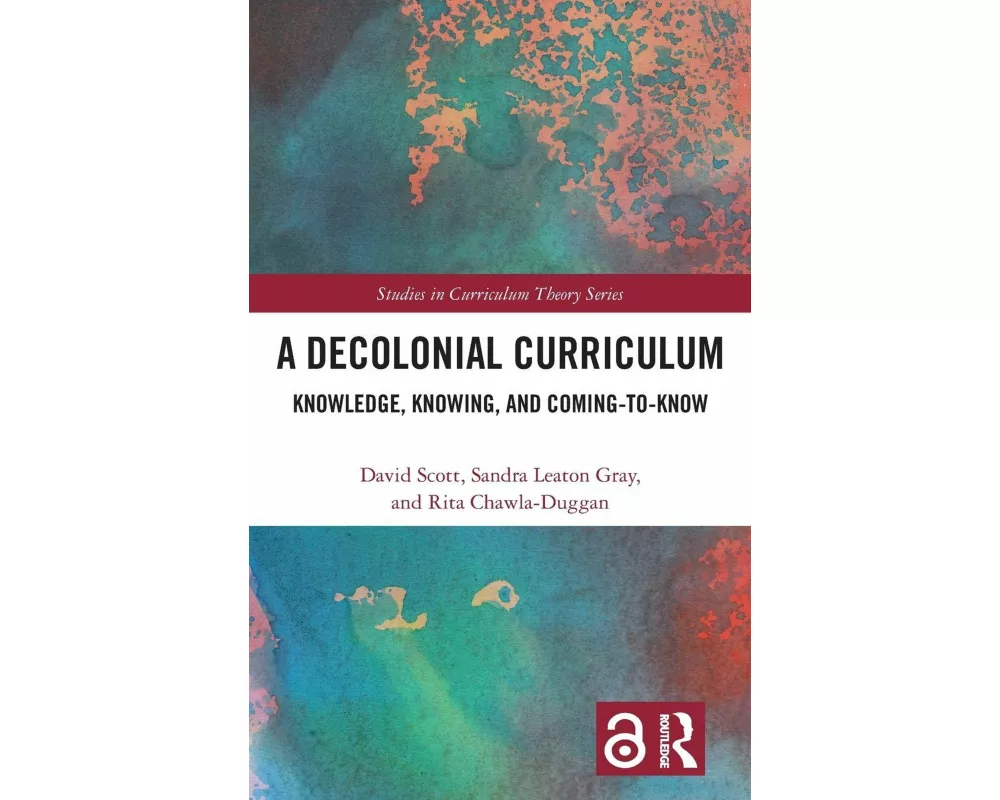 A Decolonial Curriculum