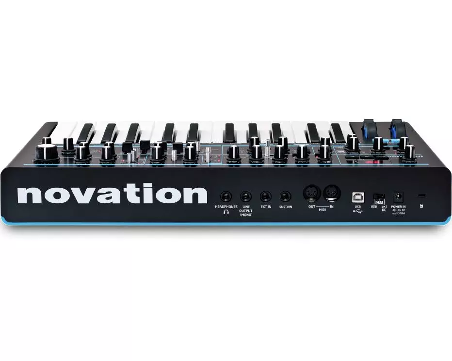 Novation Synthesizer Bass Station II