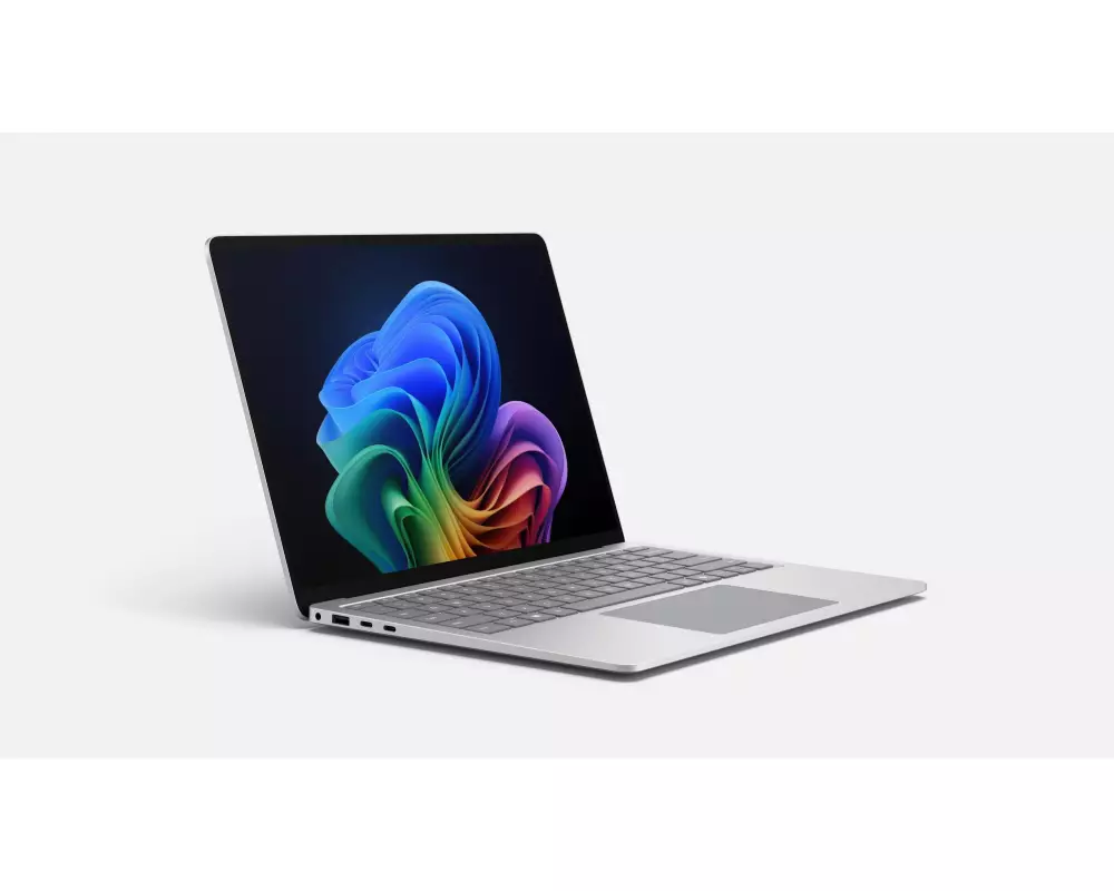 Microsoft Surface Laptop 8 Business 15" (Ultra 5, 16 GB, 512 GB)