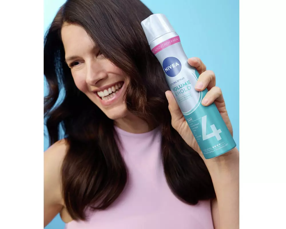 NIVEA Volumen Pflege Haarspray 250 ml