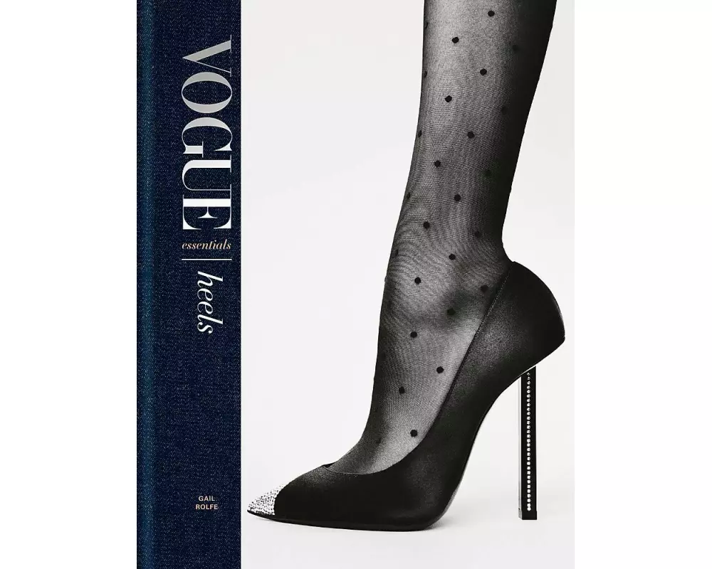 Vogue Essentials: Heels