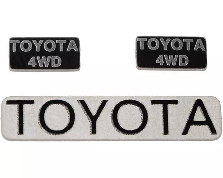 RC4WD Metal Emblems 1985/87 Toyota Pickup/Xtracab