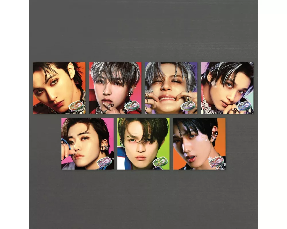 The 3rd Album 'ISTJ' (CD Poster Ver. MARK)