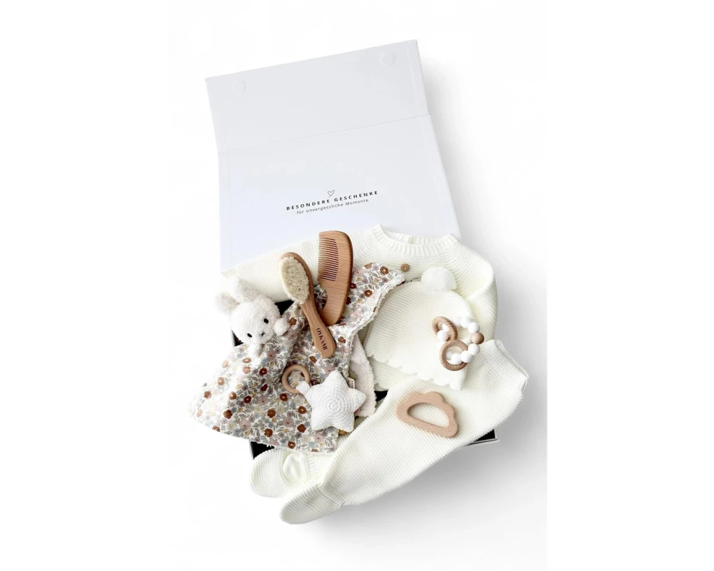 Oykami Geschenkset Babybox Siena Weiss Blumen