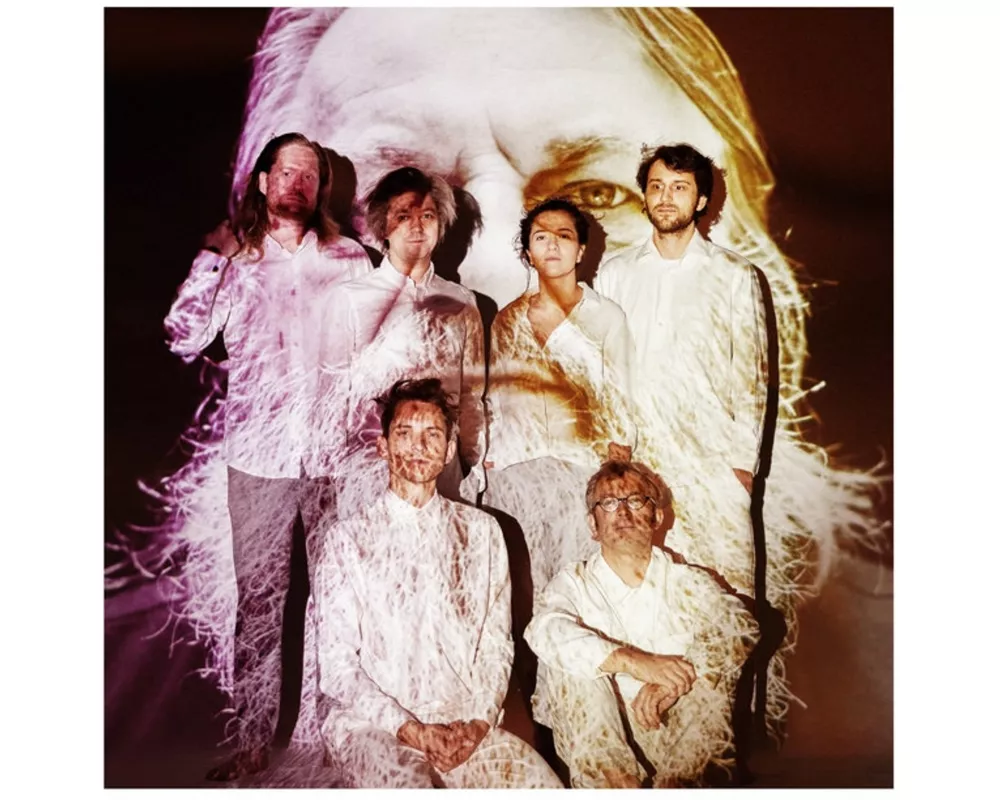 Hütte & Guests play the music of Robert Wyatt