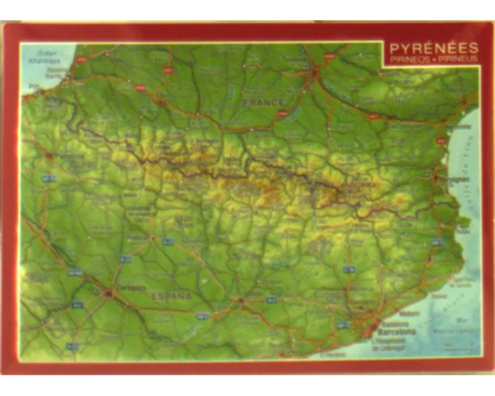 Reliefpostkarte Pyrenäen