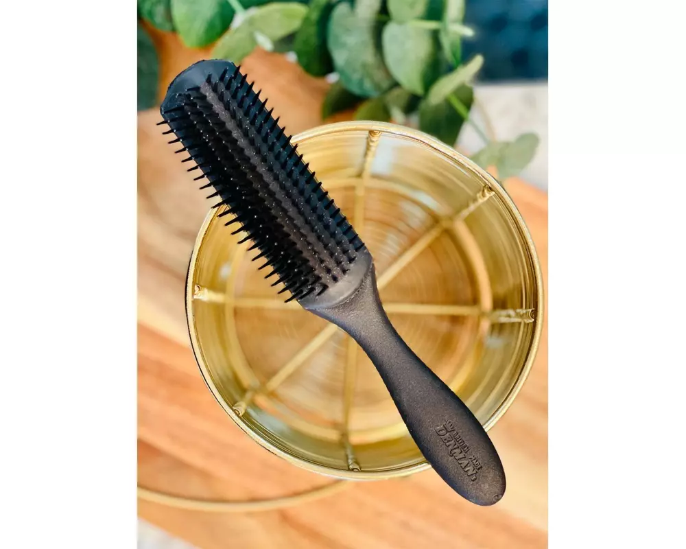 varis Denman Brush