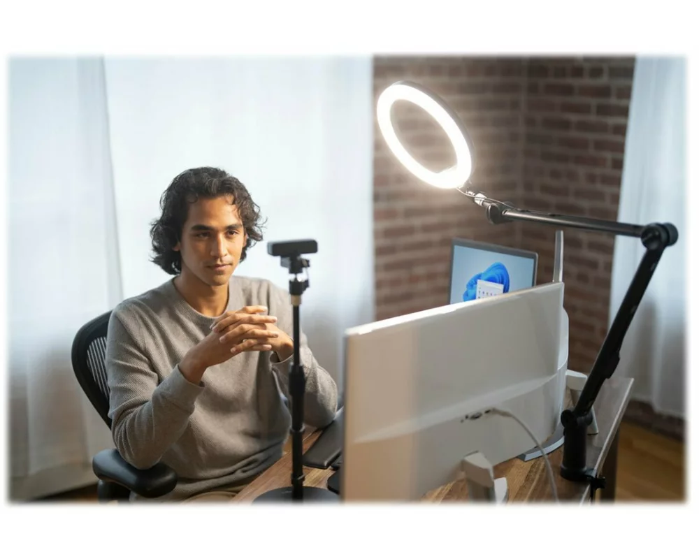 Kensington A1000, Telescoping, C-Clamp Stand