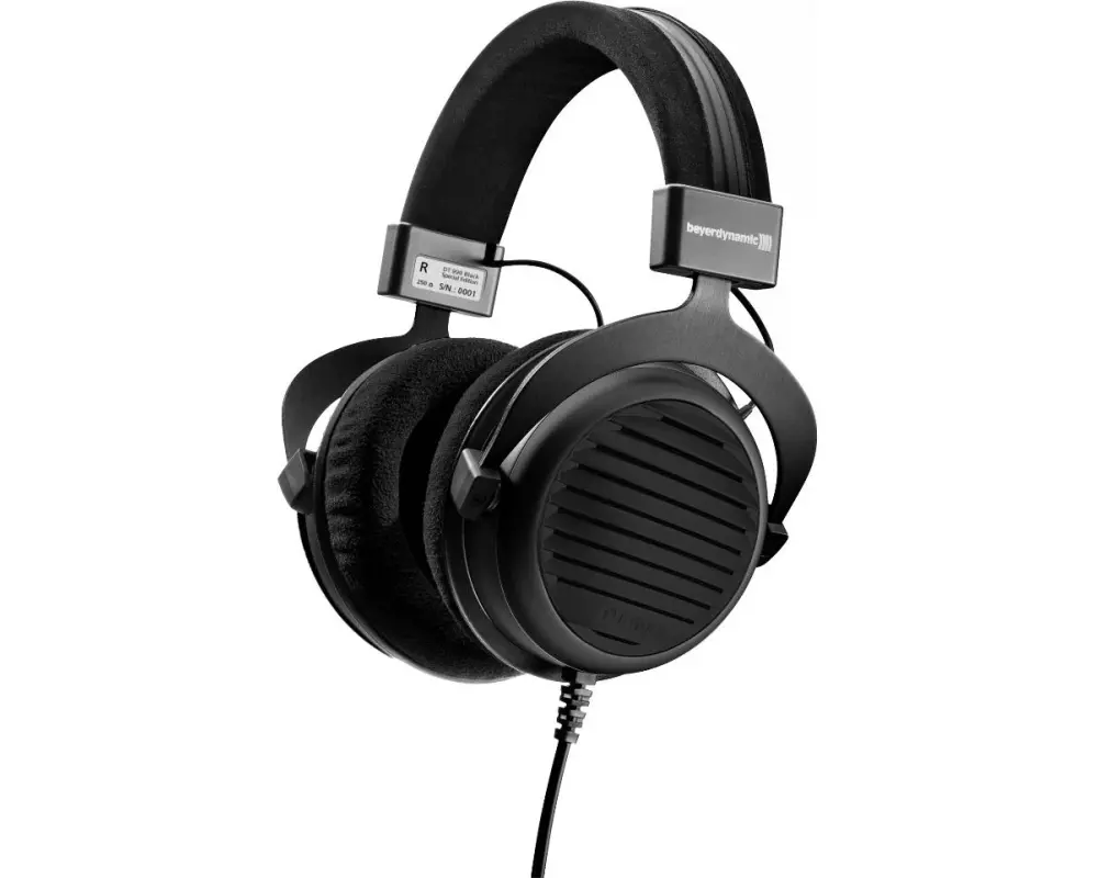 Beyerdynamic Over-Ear-Kopfhörer DT 990 Pro Black 250 Ω
