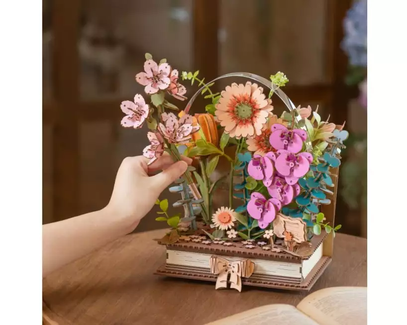 Rolife Bausatz Wooden Blooming Book 3D-Holzpuzzle Diorama 522 Teile