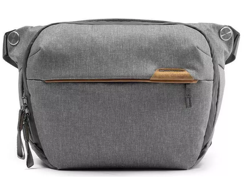 Peak Design Kameratasche Everyday Sling 3L v2 Hellgrau