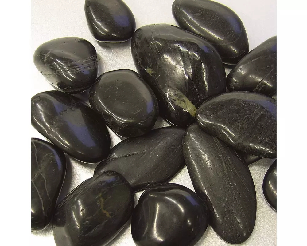 CHALET Dekosteine Flusskiesel 20-40 mm Schwarz 650 ml