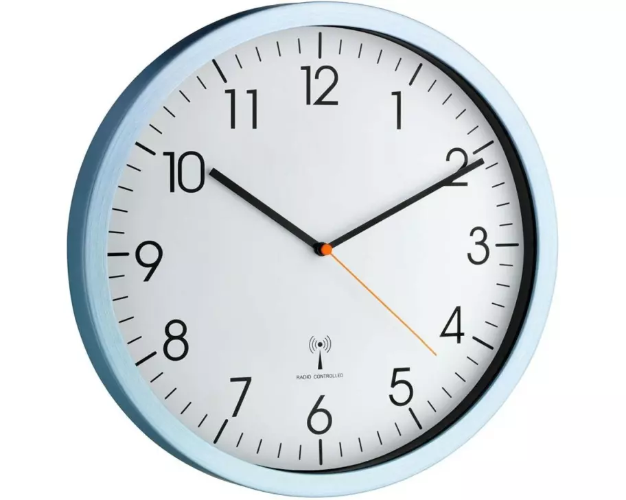 TFA Dostmann Funk-Wanduhr Hellblau, Ø 30.5 cm