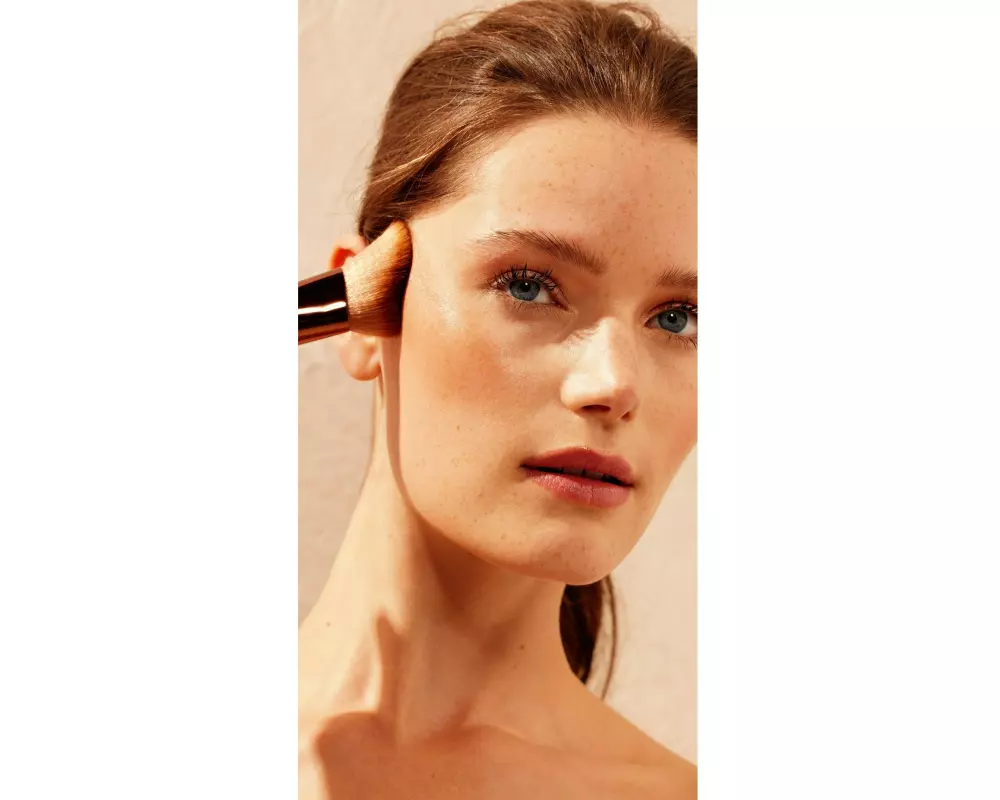 ST. TROPEZ Tantour & Applicator Brush