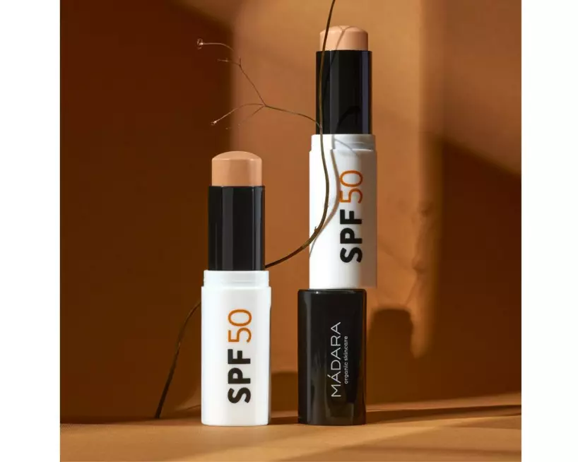 MÁDARA Mineral Sunscreen Stick SPF 50 12 g