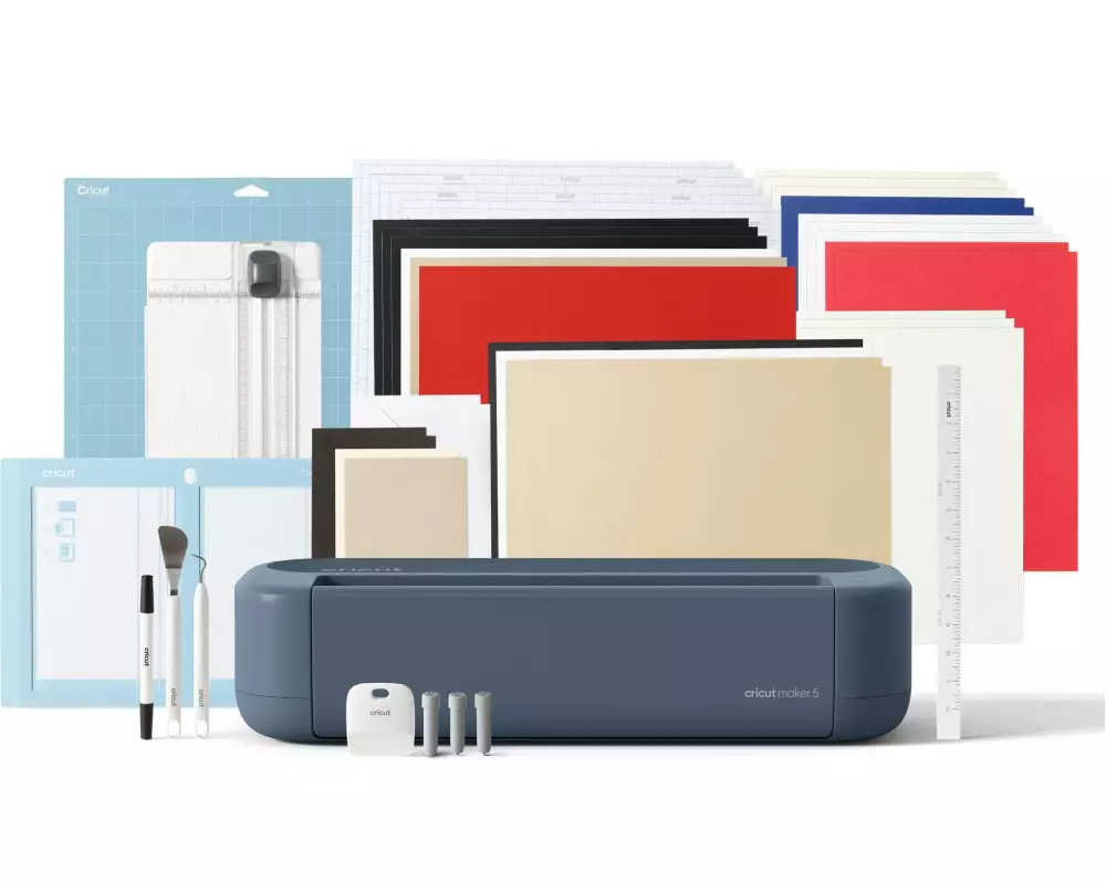 Cricut Schneideplotter Maker 5 Essential Bundle