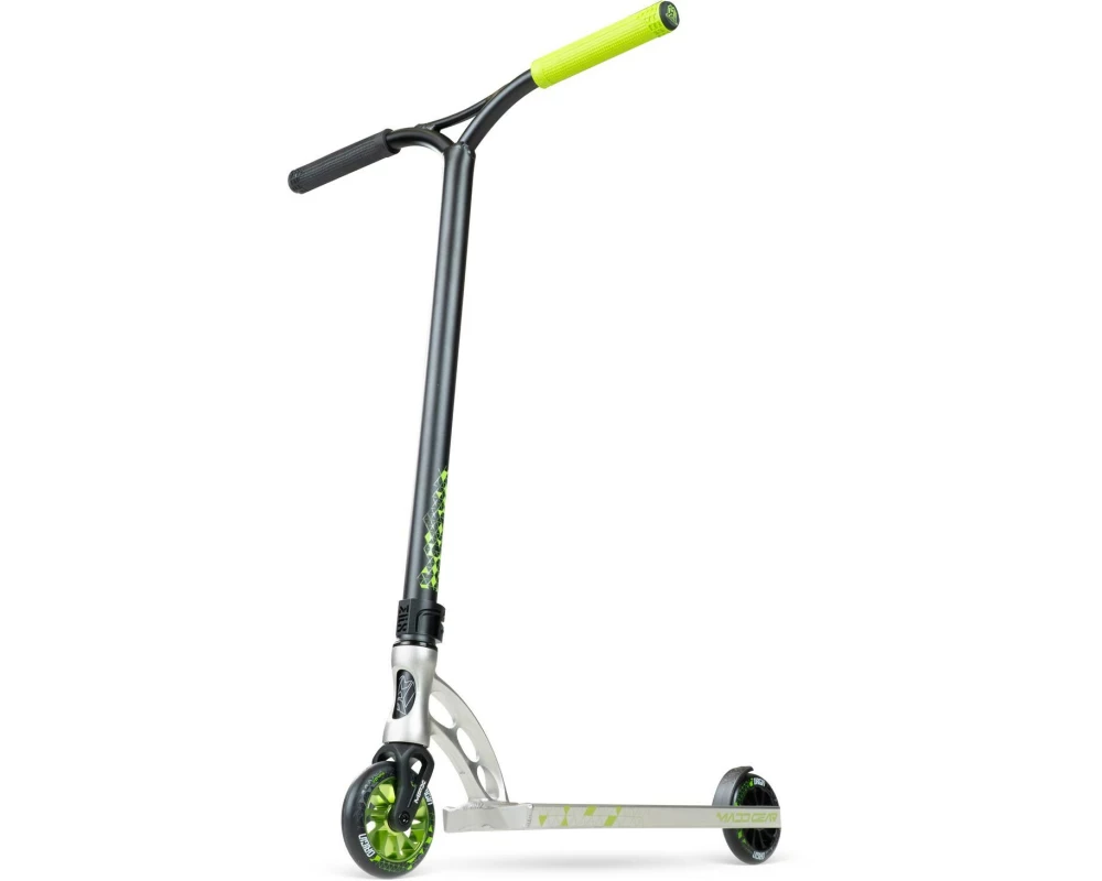 Madd Gear MGO 500 Pyriform Freestyle Scooter