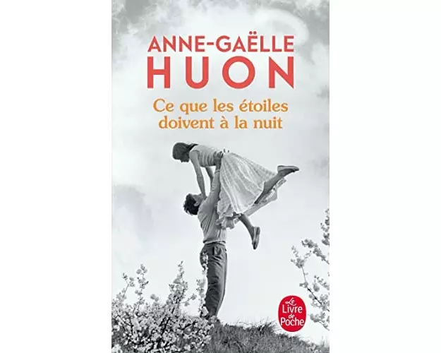 Ce que les étoiles doivent à la nuit