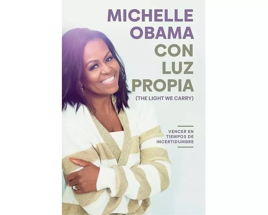 Con luz propia / The Light We Carry